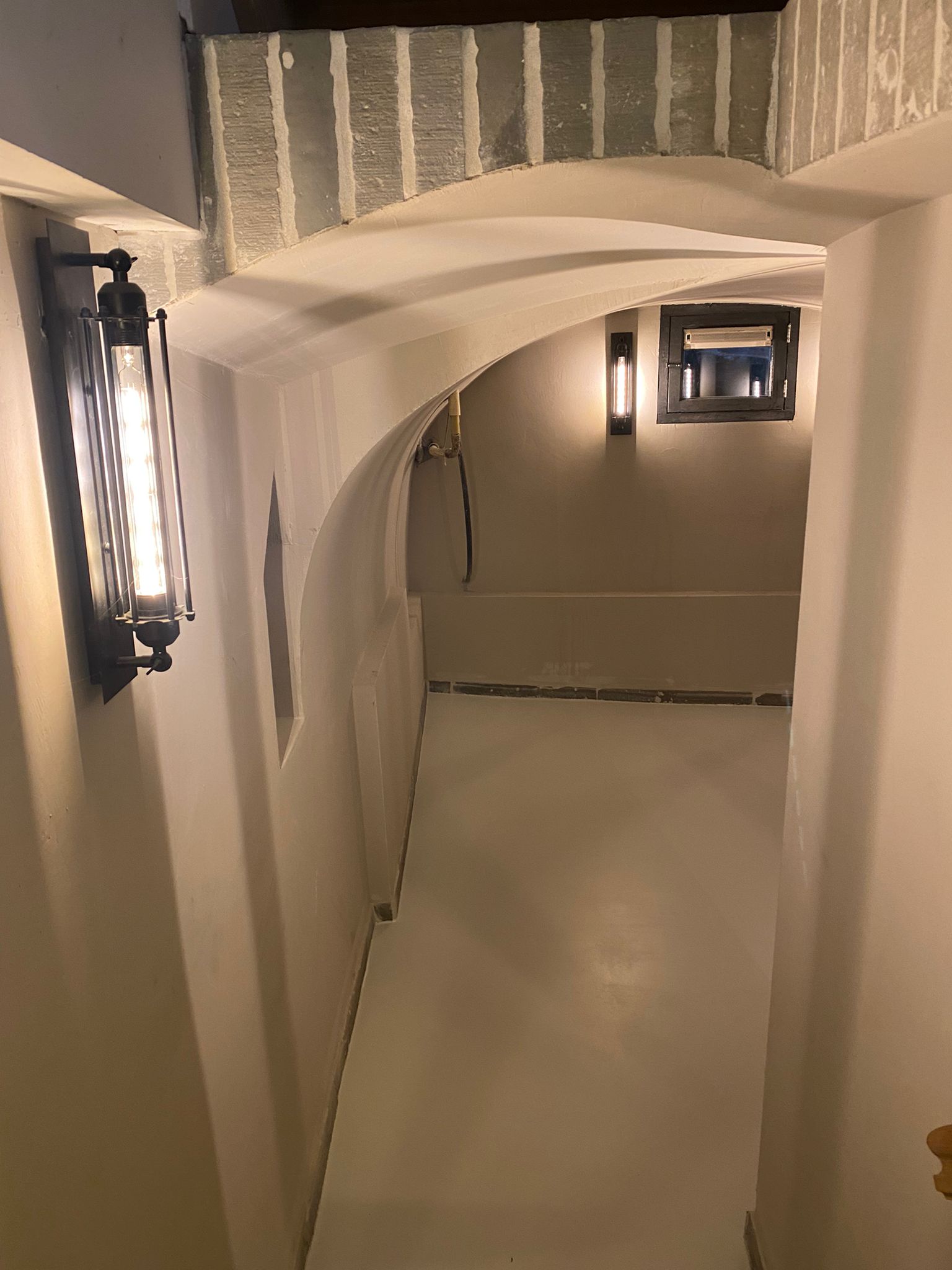 Werfkelder met vochtproblemen